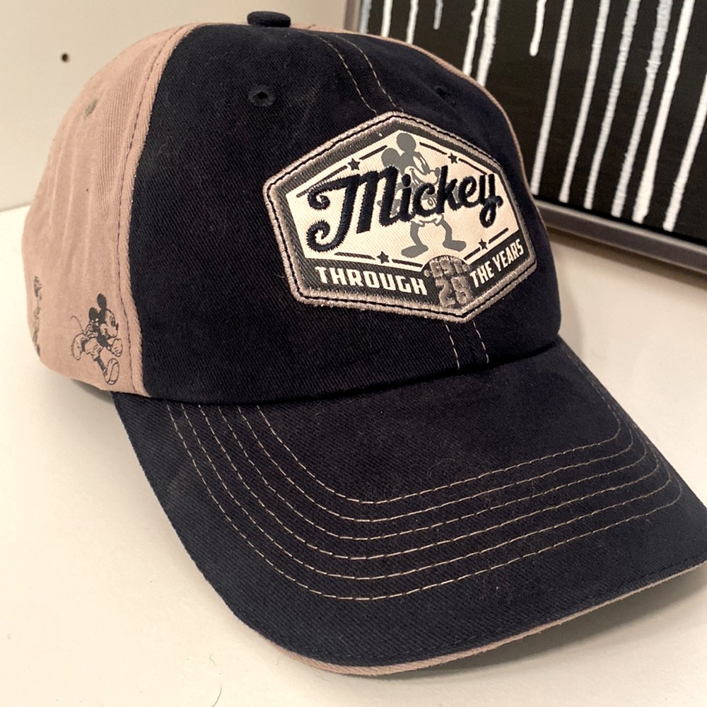 NWOT Walt Disney World Parks Mickey Through The Years Baseball Cap Hat
